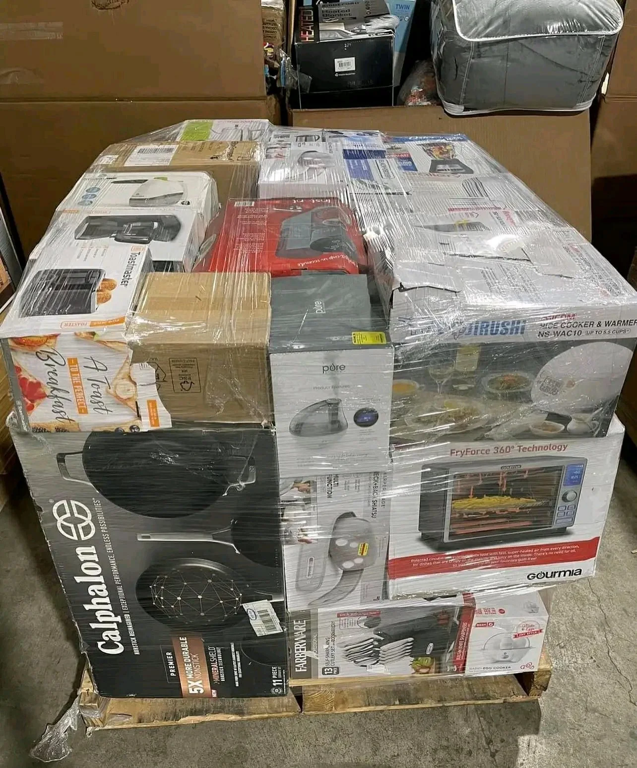 Amazon-General-Pallets.webp