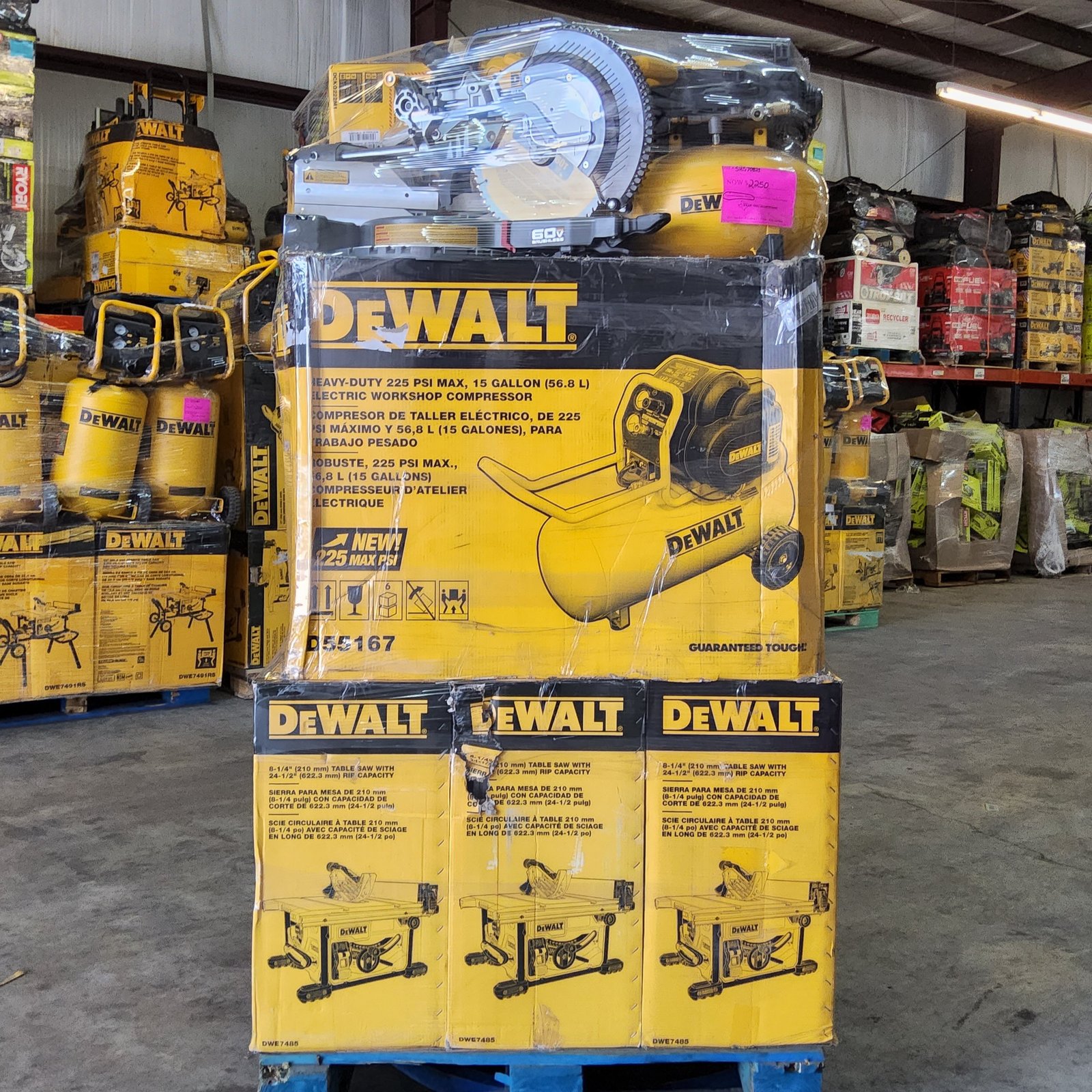 DEWALT 6 GALLON 165 PSI PANCAKE AIR COMPRESSOR (DWFP55126) PORTABLE OIL-FREE