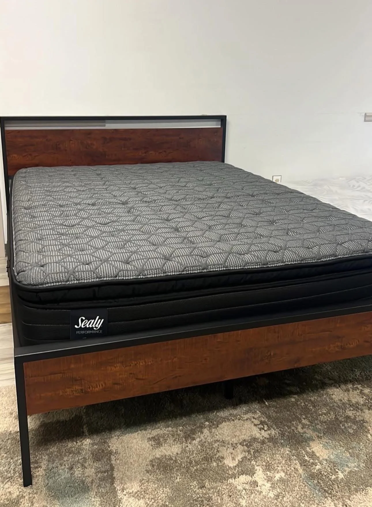 Mattress Pallet | 24 Pieces Per Pallet Wholesale Bulk Mattress Deals