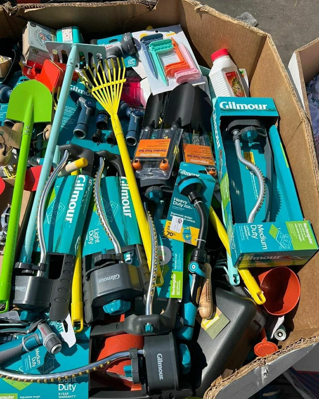 Jardinería Target Tools Pallets(200–250 Pieces)