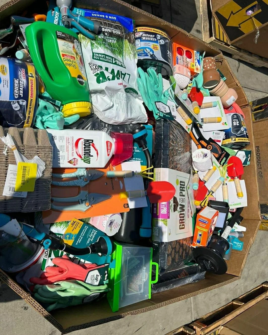 Jardinería Target Tools Pallets(200–250 Pieces)