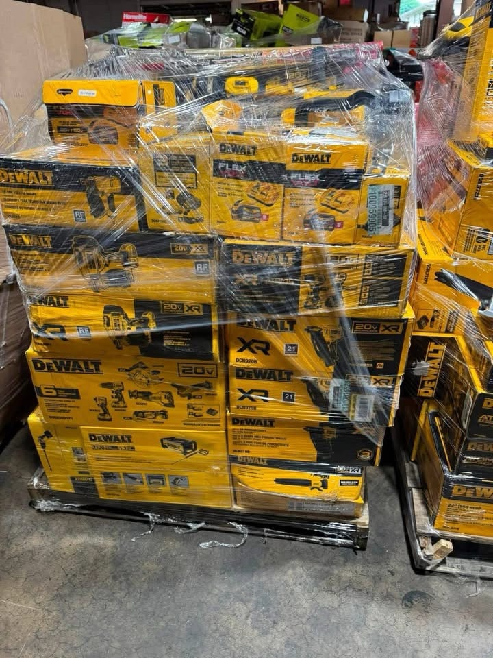 Brand New DeWalt Power Tools Wholesale Pallet — 70 Units