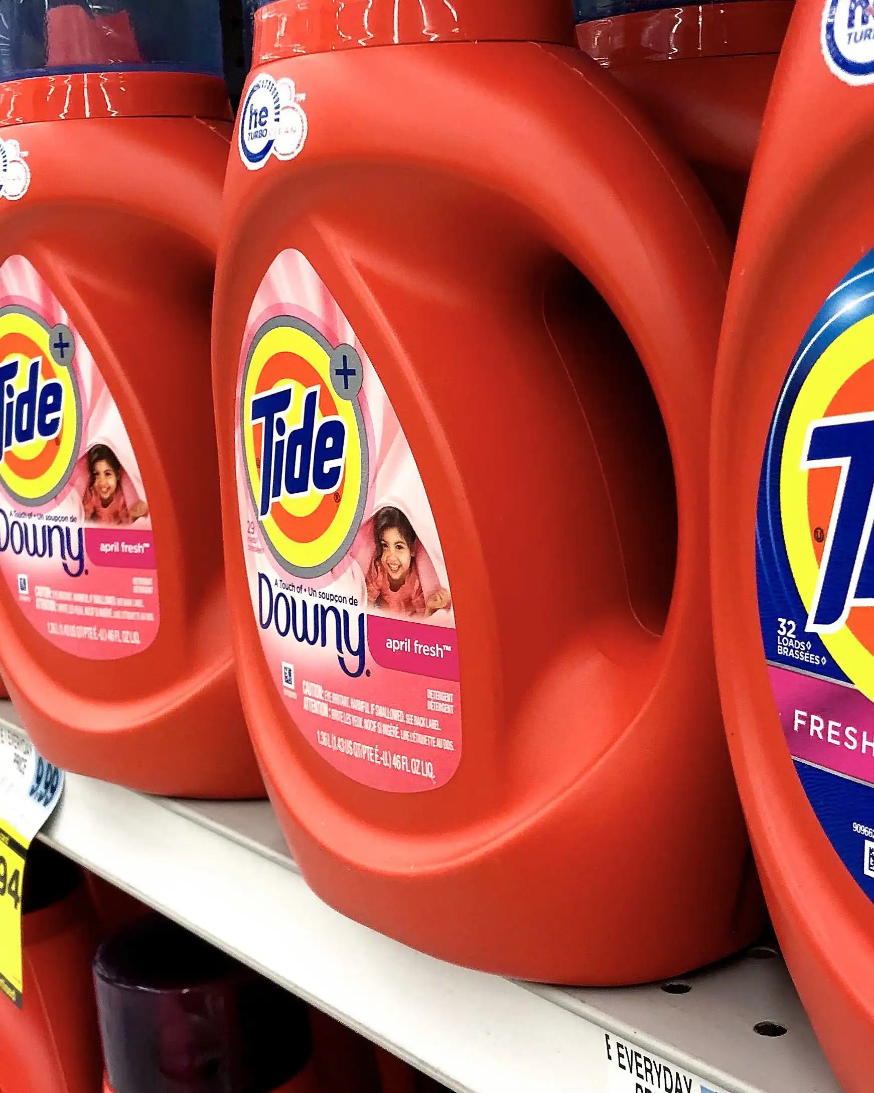TIDE DETERGENT